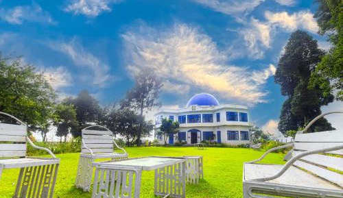 King Room with Mountain View