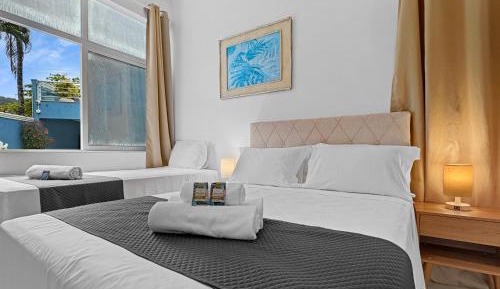 Triple Room with Private Bathroom