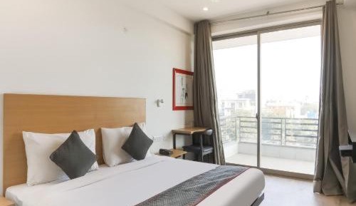 King Room with Balcony