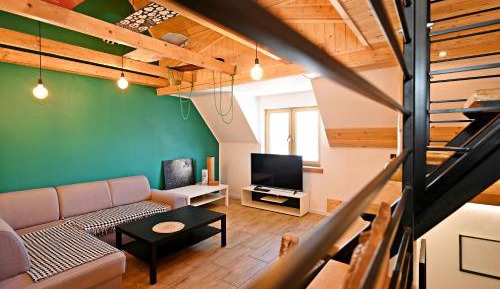 Three-Bedroom Apartment - High Floor