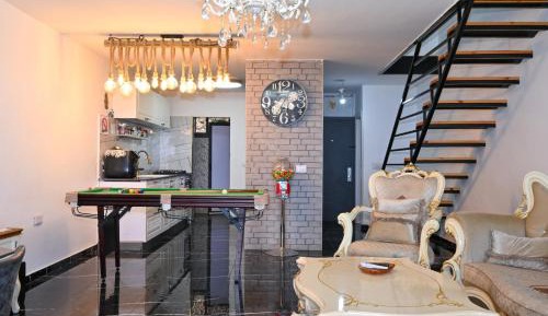 Three-Bedroom Apartment with Balcony