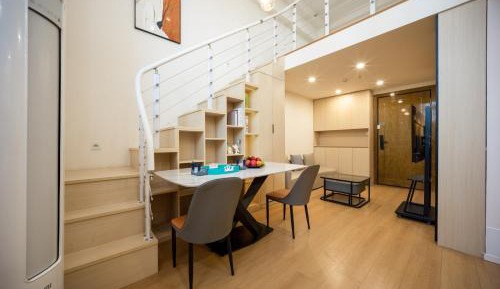 Suite with City View