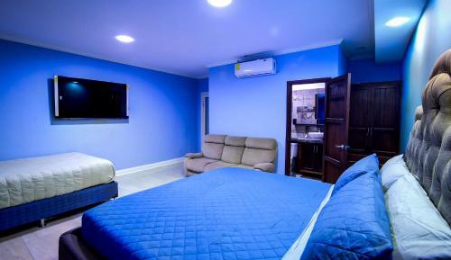 Standard Double Suite