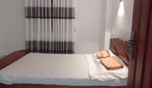 Deluxe Double Room (2 Adults + 1 Child)