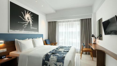 Standard Queen Room - Free Breakfast