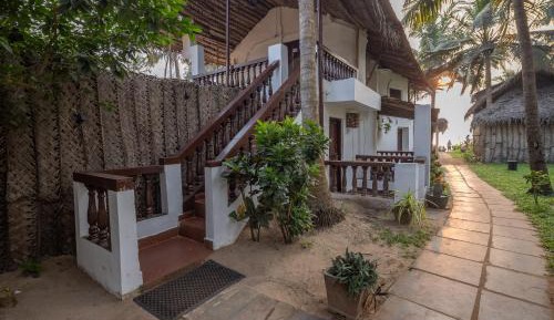 Double or Twin Room with Partial Sea View