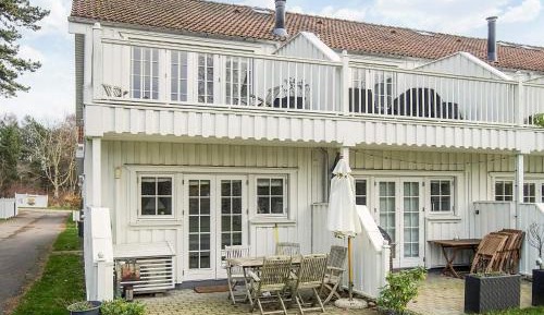 Two-Bedroom Holiday Home