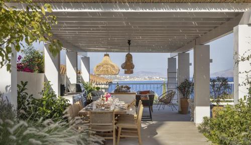 Seven-Bedroom Villa