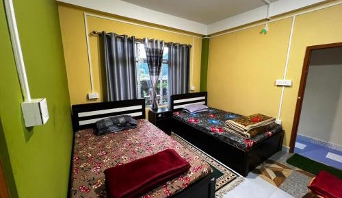 Deluxe Double or Twin Room with Lake View