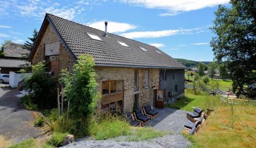 Ten-Bedroom Holiday Home