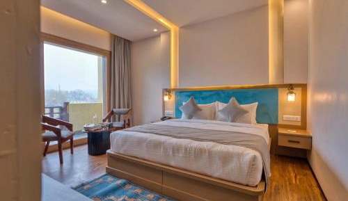 Deluxe Double Room with Balcony