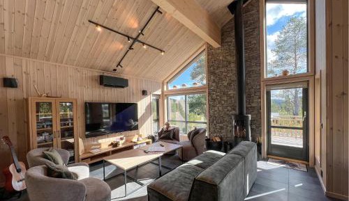 Three-Bedroom Holiday Home 