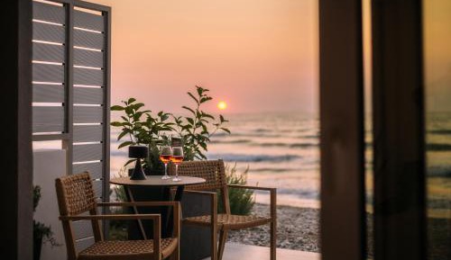 RIVIERA SUITE BEACH FRONT