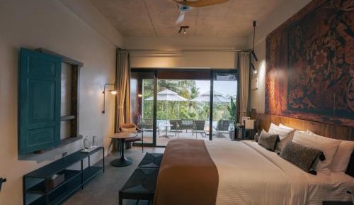 Double or Twin Room with Pool View