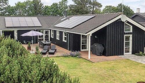 Four-Bedroom Vacation Home