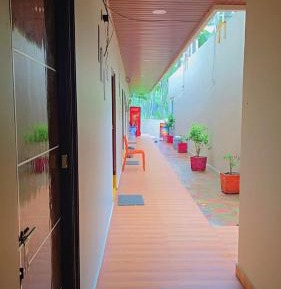 Deluxe Double Room (2 Adults + 1 Child)