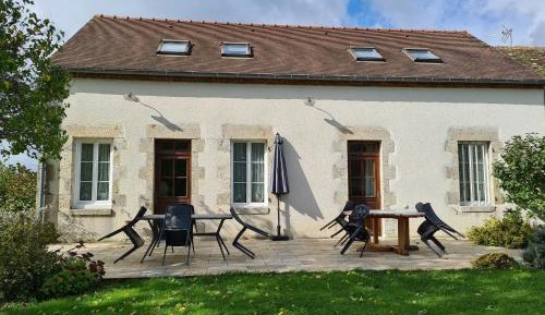 Holiday Home (8 Adults)