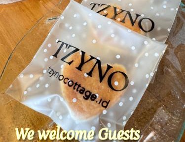 Villa with Garden View