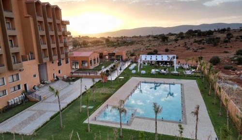 Single Room with Pool View