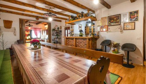 One-Bedroom Holiday Home