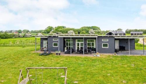 Four-Bedroom Vacation Home