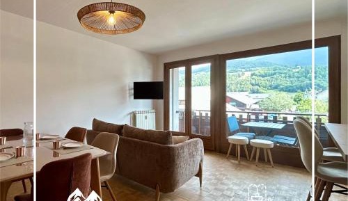 Two-Bedroom Apartment with Mountain View