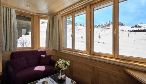 Double Room with Mountain View