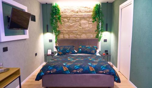 Double Room with Spa Bath