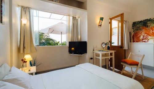 One-Bedroom Apartment with Sea View and Terrace