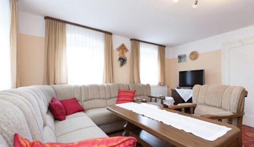 Three-Bedroom Vacation Home 