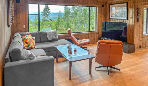 Two-Bedroom Holiday Home