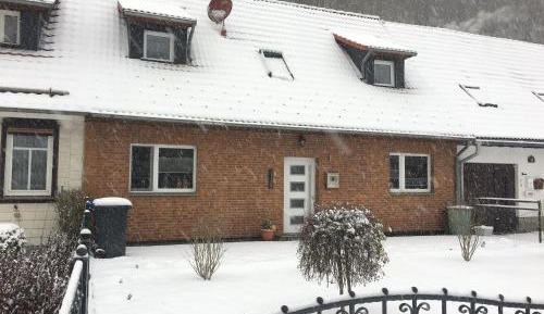 Three-Bedroom Holiday Home 