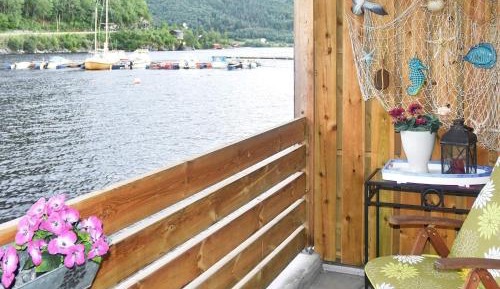 Three-Bedroom Holiday Home 