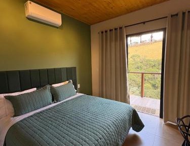 Studio with Mountain View