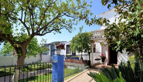 Three-Bedroom Vacation Home 