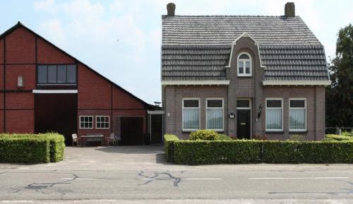 One-Bedroom Holiday Home
