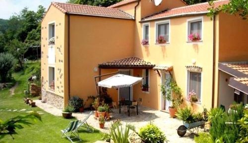 Three-Bedroom Vacation Home 