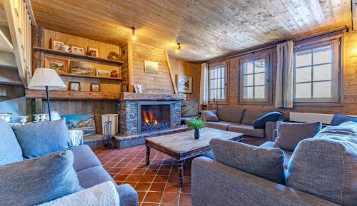 Five-Bedroom Premium Apartment