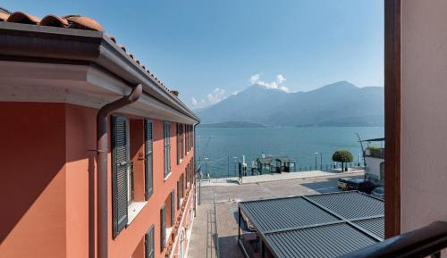 Three-Bedroom Superior Apartment