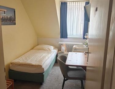 Economy Single Room with Shared Shower and Toilet