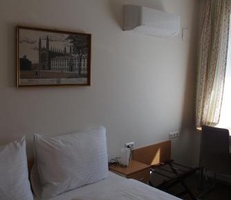 Executive Double Room with Air Conditioning