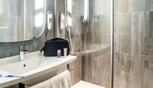 Superior Double Room with Bath or Shower