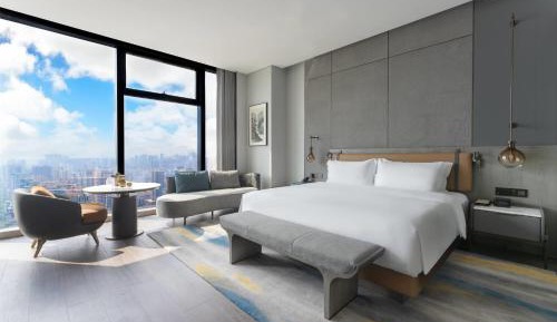 King Room - Mobility Accessible