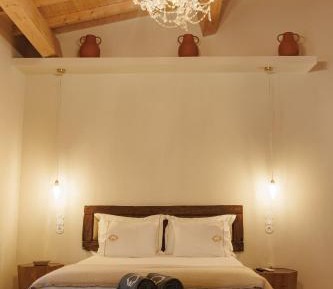 Deluxe Double Room with Bath