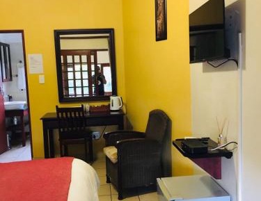 Executive Queen Room