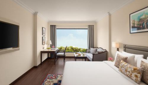 Deluxe Double Garden View