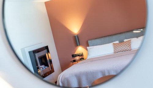 Double Room Fireplace Lounge