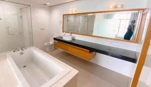 Two-Bedroom Apartment with Ocean View