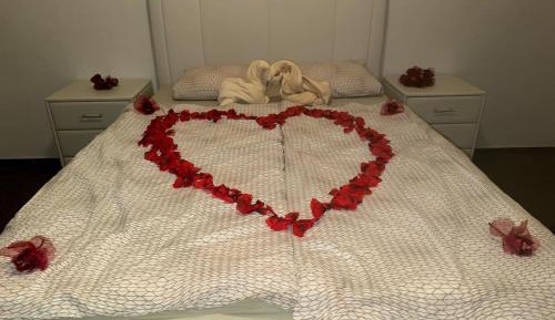 Deluxe Double Room with Shower