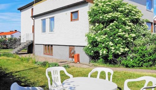 Three-Bedroom Vacation Home 